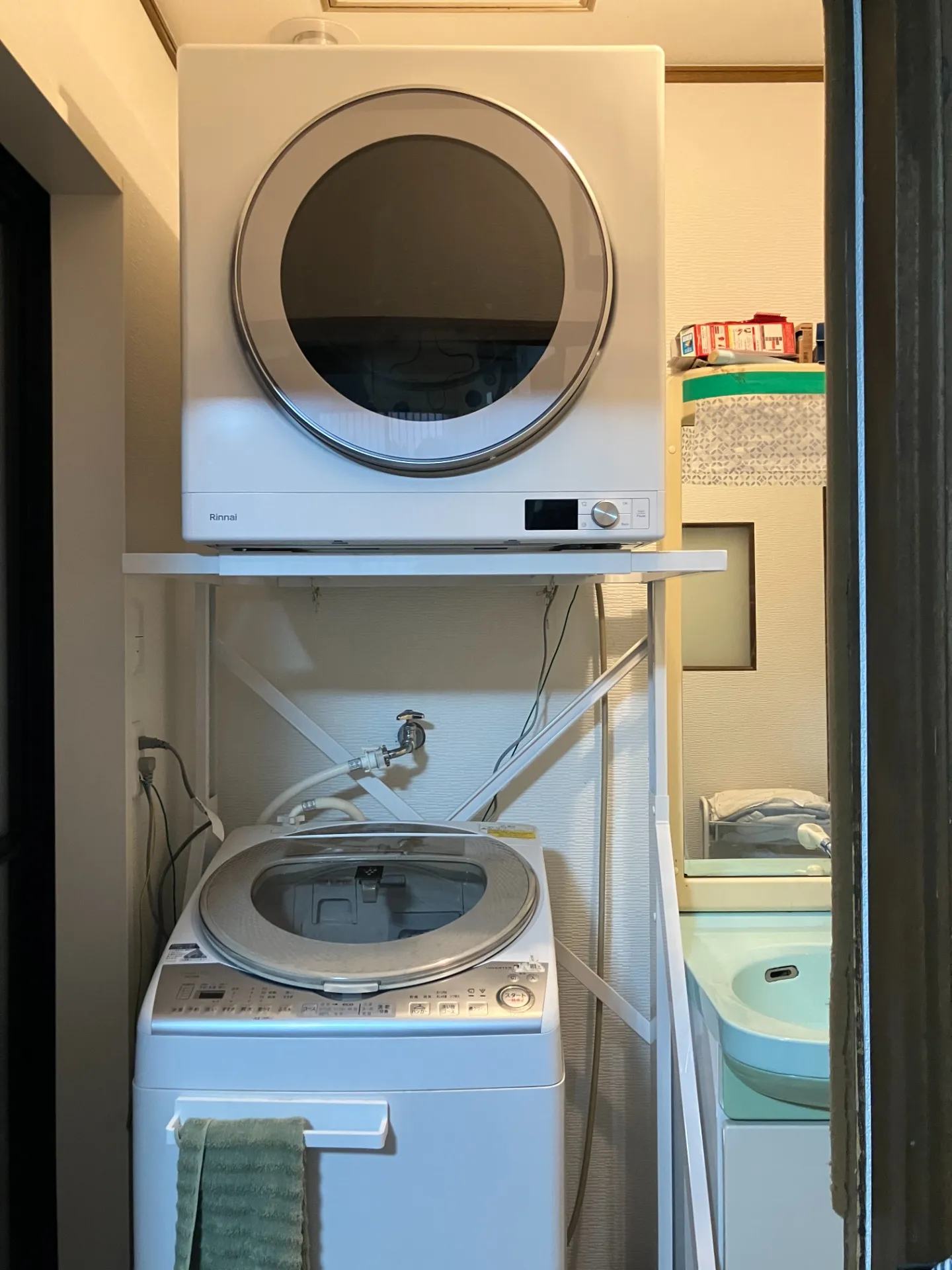 【西宮市】隣家と壁がくっついている。浴室天井裏を通す配管ルートで叶えた「乾太くん」のある暮らし